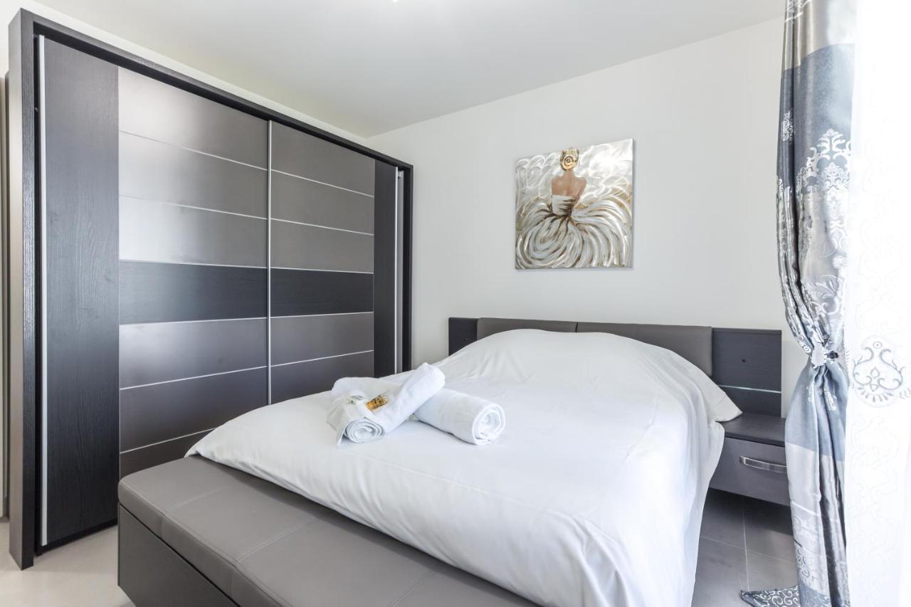 Appartement Cannes: Cosy à 2 Pas De La Croisette Cannes